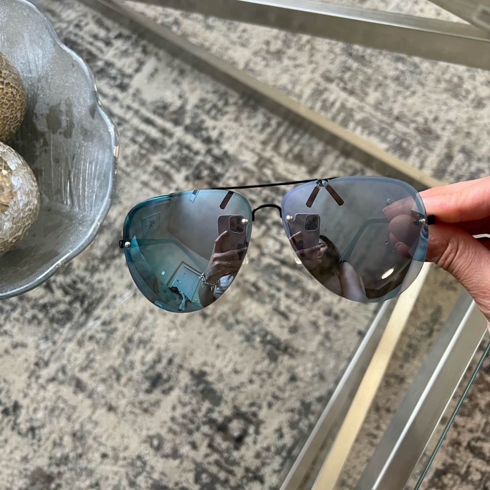 Quay Muse sunglasses